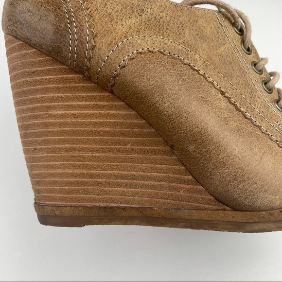 ALDO Tan Wedged Heeled Lace Booties - Picture 5 of 9